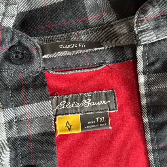 Eddie Bauer Travex Flannel - Picture 2 of 2